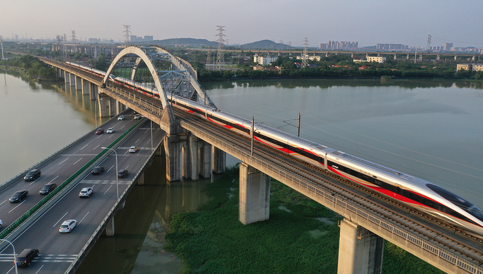 京广高铁将提速，或成第五条运营时速350公里高铁