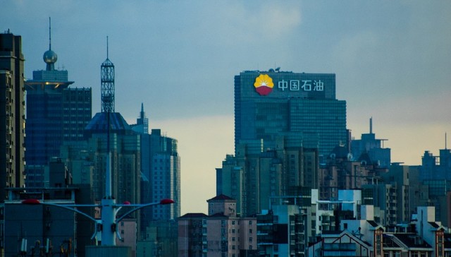 中国石油去年净利超921亿，位居“三桶油”之首