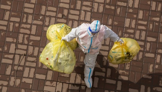 地方新闻精选 | 4634名医护人员援助吉林省疫情防控 云南贡山泥石流灾害致6人失联