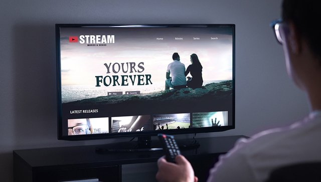 腾讯、爱奇艺削减成本后，影视上市公司何往？