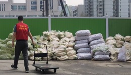 采購平價(jià)菜、為工地捐菜、幫急病患者打電話……上海市民“滬”相支援，守望相助 | 上海戰(zhàn)疫