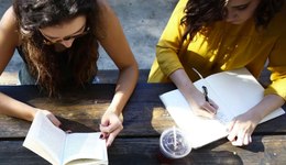 同是剧本杀，他们复盘作案经过，我们复盘教育