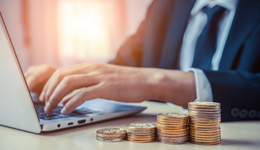 定增公告透玄機：一季度跌幅超13%，交銀施羅德何帥在管規(guī)模僅僅少了6個億