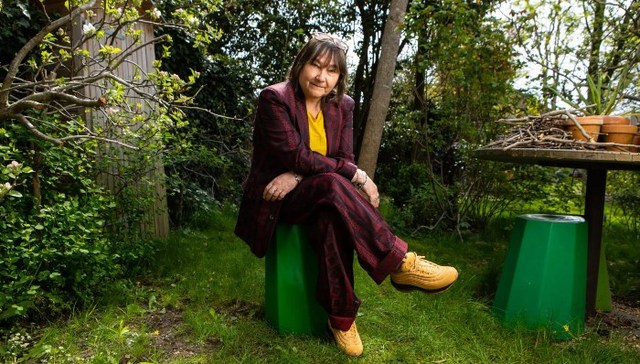 隔离度过春夏秋冬：英国作家阿莉·史密斯的四季续篇