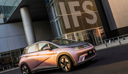 比亚迪宣布停产燃油车，“去燃油化”也“卷”起来了