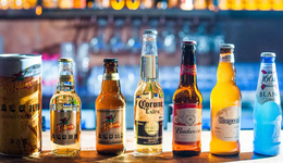 海伦司，“负债”狂奔