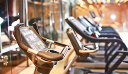 突然宣布收购终止，还白白搭上半年净利，英派斯的谜之操作谁买单？