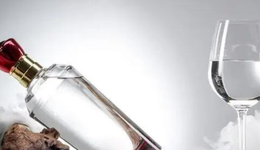 白酒行业跌宕起伏，资本在打什么算盘?