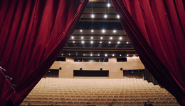 云排练、线上演、多剧目……疫情封控之下演艺市场寻求创新自救 | 上海战疫