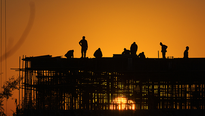 国务院安委办相关负责人就安全生产十五条措施答记者问