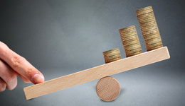 宝沃汽车破产，福田汽车去年巨亏逾50亿，高杠杆下资金链还好吗？