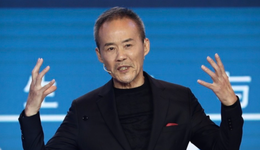 71岁选择重新创业，王石“挑战”王石