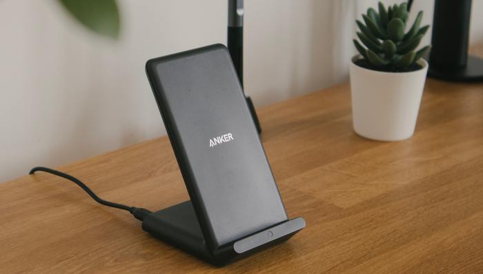 安克创新股价达历史低位：2021年营收增长34%，运输成本大涨50%