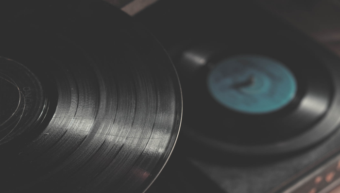 音乐版权,会员收入,盈利,亏损