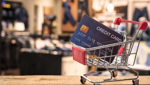 国务院建议健全统一的社会信用制度，相关立法待加快