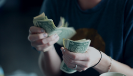 買量買出11個億的史上最壕分紅，吉比特的狂歡與隱憂