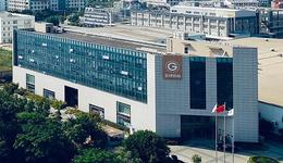 营业成本增长快，毛利率连续两年下滑，金牌厨柜面临盈利压力