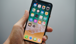 折疊屏火拼，誰執(zhí)牛耳？