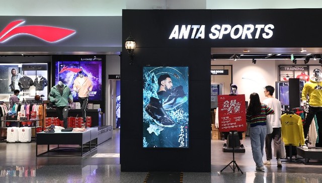 Domestic sports brands press hard for dominance