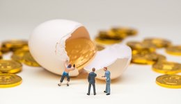 加倉新能源！馮明遠(yuǎn)、陸彬、謝治宇等一季度買入這些公司