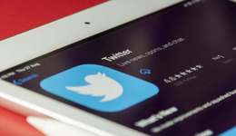 启动毒丸战略，推特为什么强烈排斥马斯克的收购？