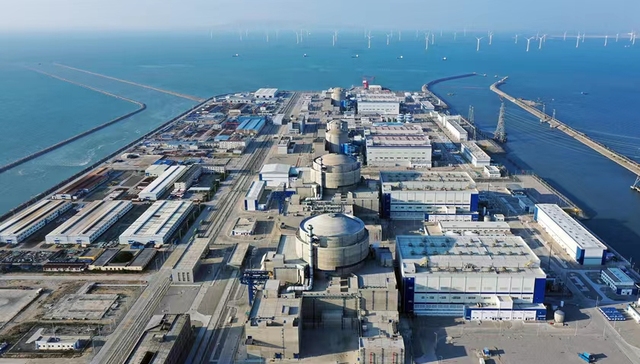 华龙一号海外首个工程全面建成投产