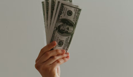 2021年給“金融白領(lǐng)”發(fā)工資，誰(shuí)最“大方”誰(shuí)最“摳門”？