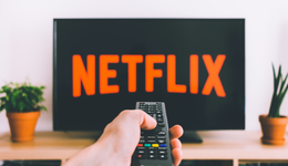 一夜暴跌25%，奈飞逻辑坍塌