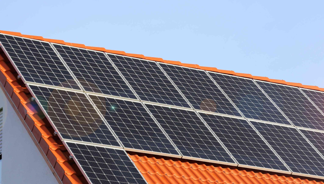 阳光电源,隆基股份,业绩,光伏