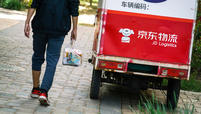 京东王文博：将持续向上海增派运力，做好快递员压力疏导工作