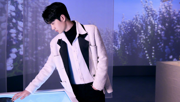 王一博,偶像经纪