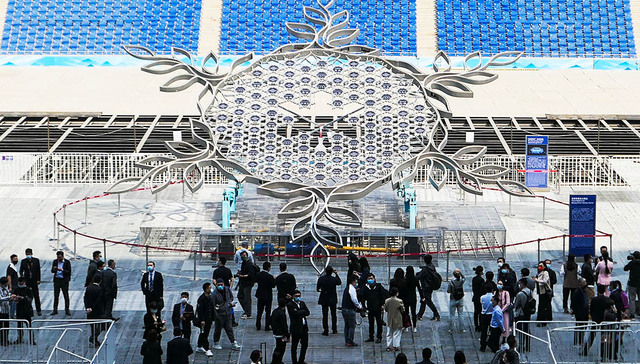 每周奇趣掠影 | 鸟巢推出“双奥”主题旅游线路，英国女王同款芭比娃娃亮相