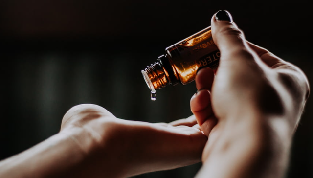 套证,舆论风波,代工