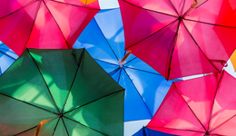 防曬品牌蕉下沖刺港交所，DTC模式還難稱成功