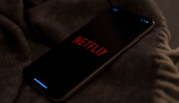 优爱腾的灯塔没有光了