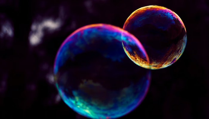 品牌价值,网红,爆款,股价,泡泡玛特