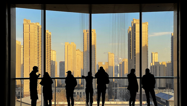 张启迪：化解房地产风险应以降低总体风险为基本原则