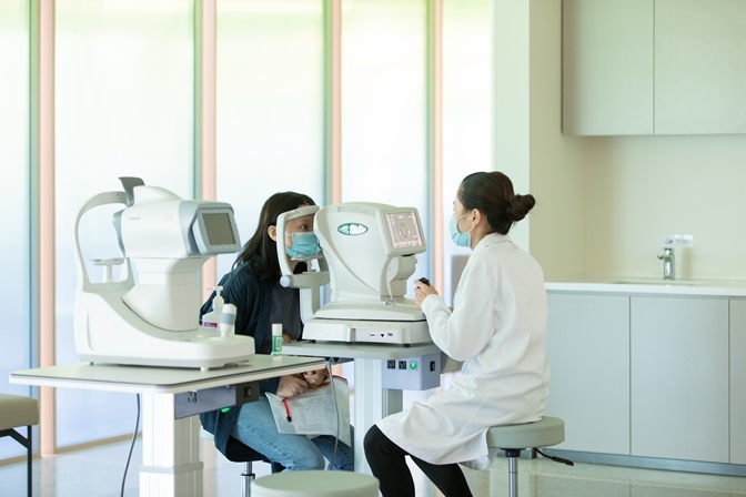 爱尔眼科发布年报，业绩十三连增，品牌推动门诊量上千万