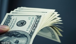 央行下调外汇存款准备金率1个百分点，抑制人民币单边贬值预期