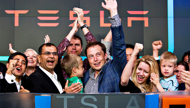 【图集】 440亿美元收购Twitter：镜头下，马斯克与他的“商业帝国”