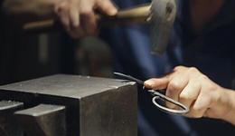 张小泉，除了名字还能靠什么