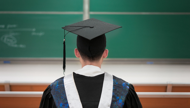 2022年中国高校毕业生首破千万，多渠道多举措应对“就业难”