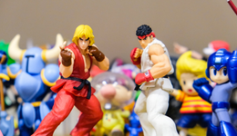 卡普空的炒冷饭里，藏着游戏产业的大纵深战略