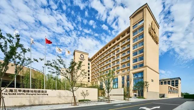 绿地控股去年净利润62亿，有息负债减少812亿