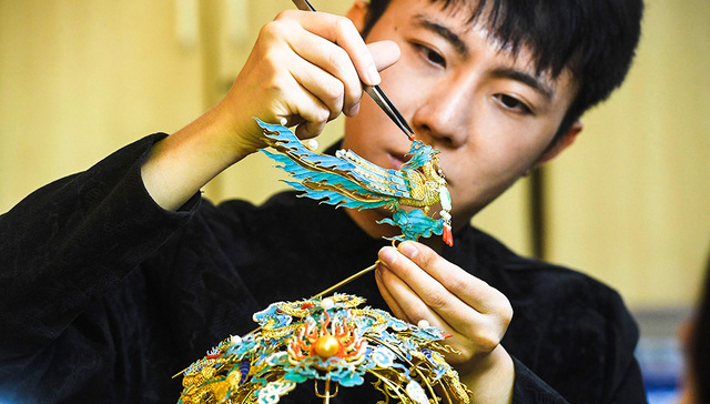 【图集】“国潮”青年力量：看新一代年轻人如何传承中国文化