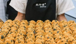 沒有肉松小貝的旗艦店，如何保全鮑師傅的電商路？