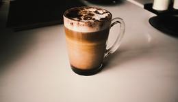 昔日的“國(guó)民奶茶”，今天“時(shí)代的眼淚”？