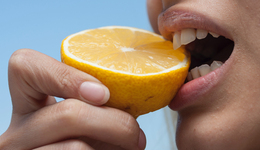 我被烤瓷牙坑了10年