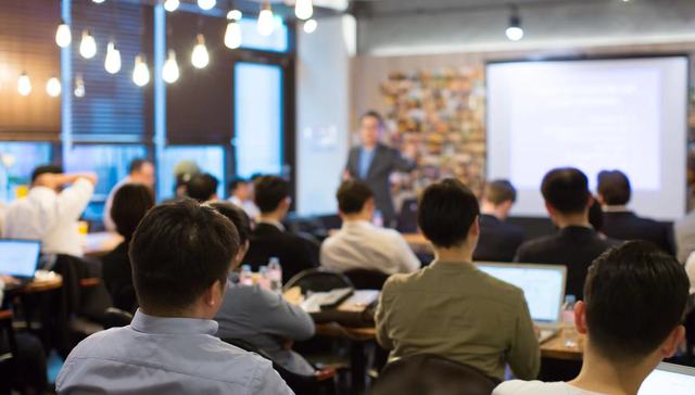 缺芯潮下的“造芯”培训班：高薪诱惑、速成捷径与拔苗助长