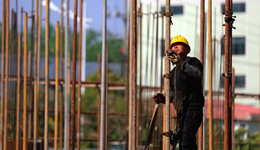 纾困建筑业稳基建投资，政策面应关注这三个问题